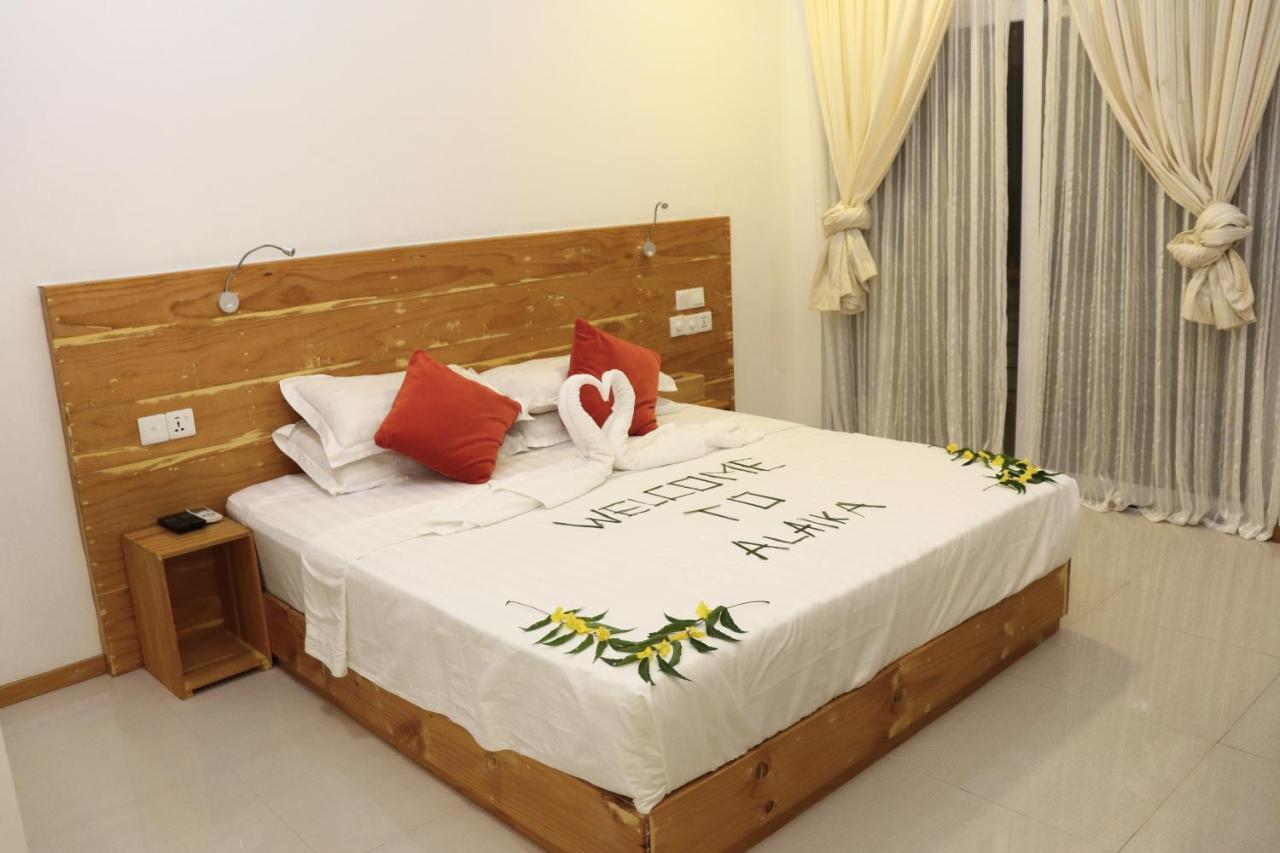 Alaika Maafushi Hotel Екстериор снимка