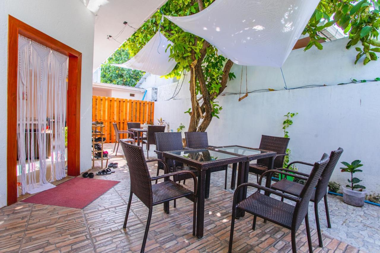 Alaika Maafushi Hotel Екстериор снимка