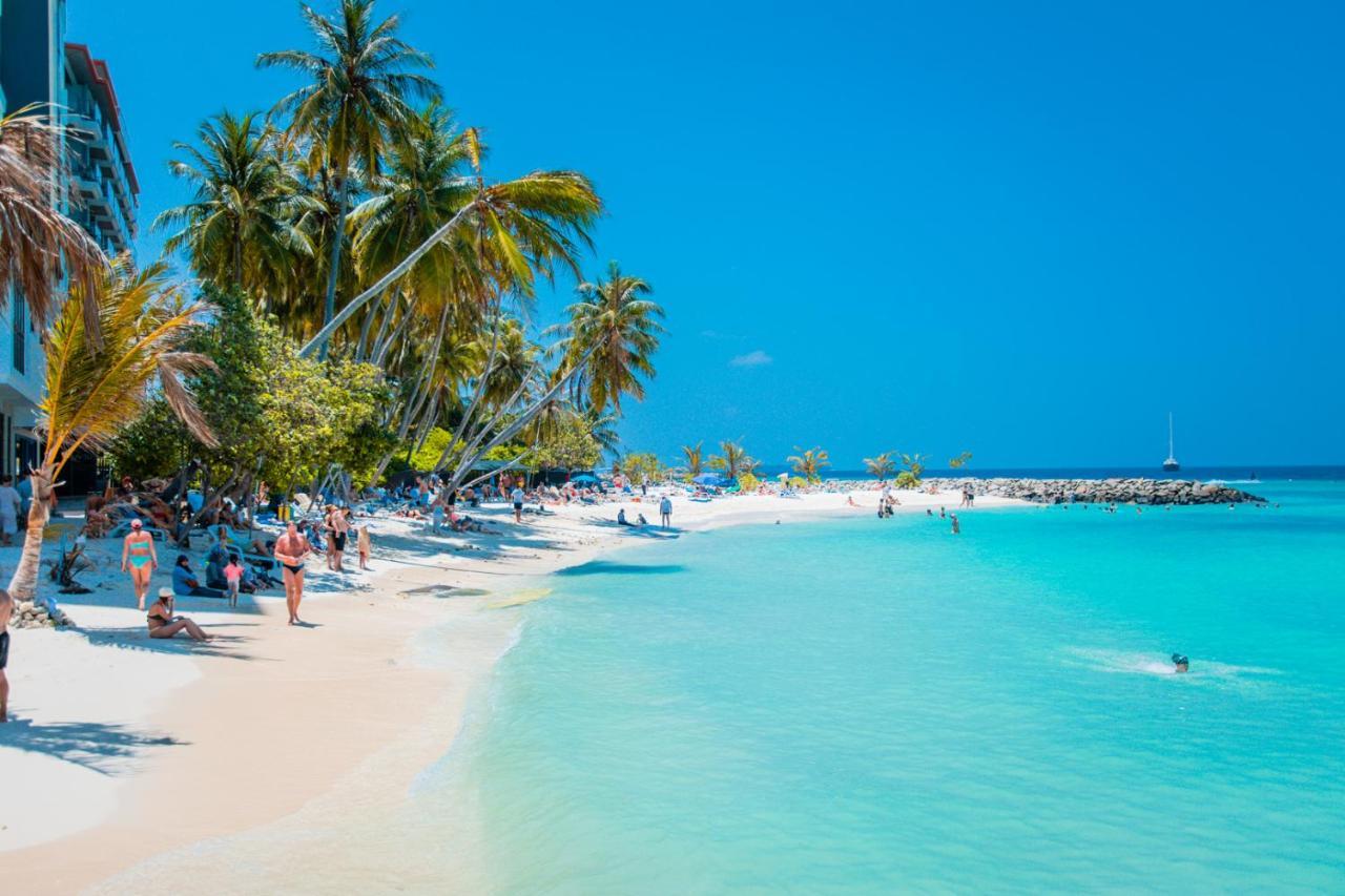 Alaika Maafushi Hotel Екстериор снимка